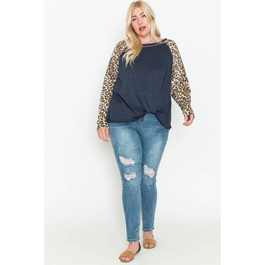 Plus-Size Front-Hem Knotted Long-Sleeve Top | Floral Print & Solid Color-Blocked Contrast