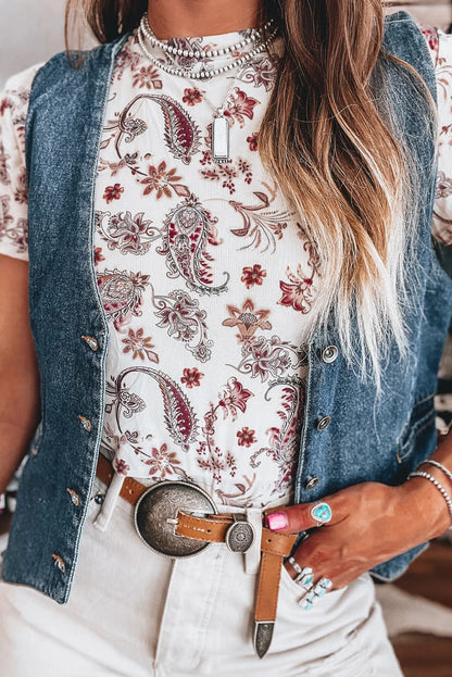 White Vintage Paisley Mock Neck T-Shirt – Retro Western Chic